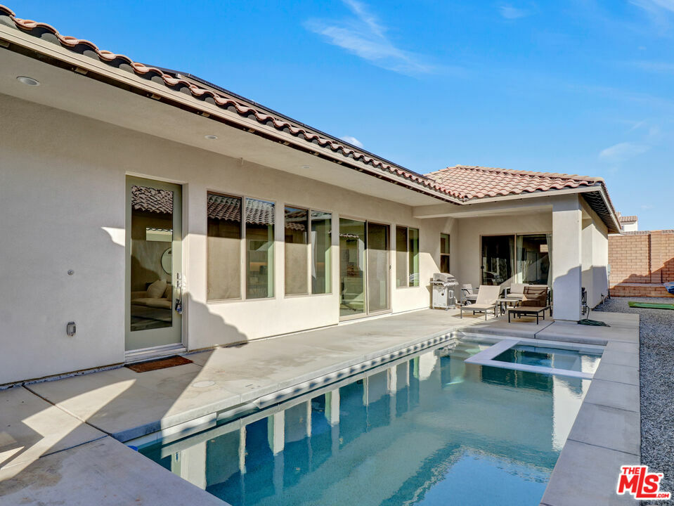 Property Photo: 80240 Platinum Way CA 92253