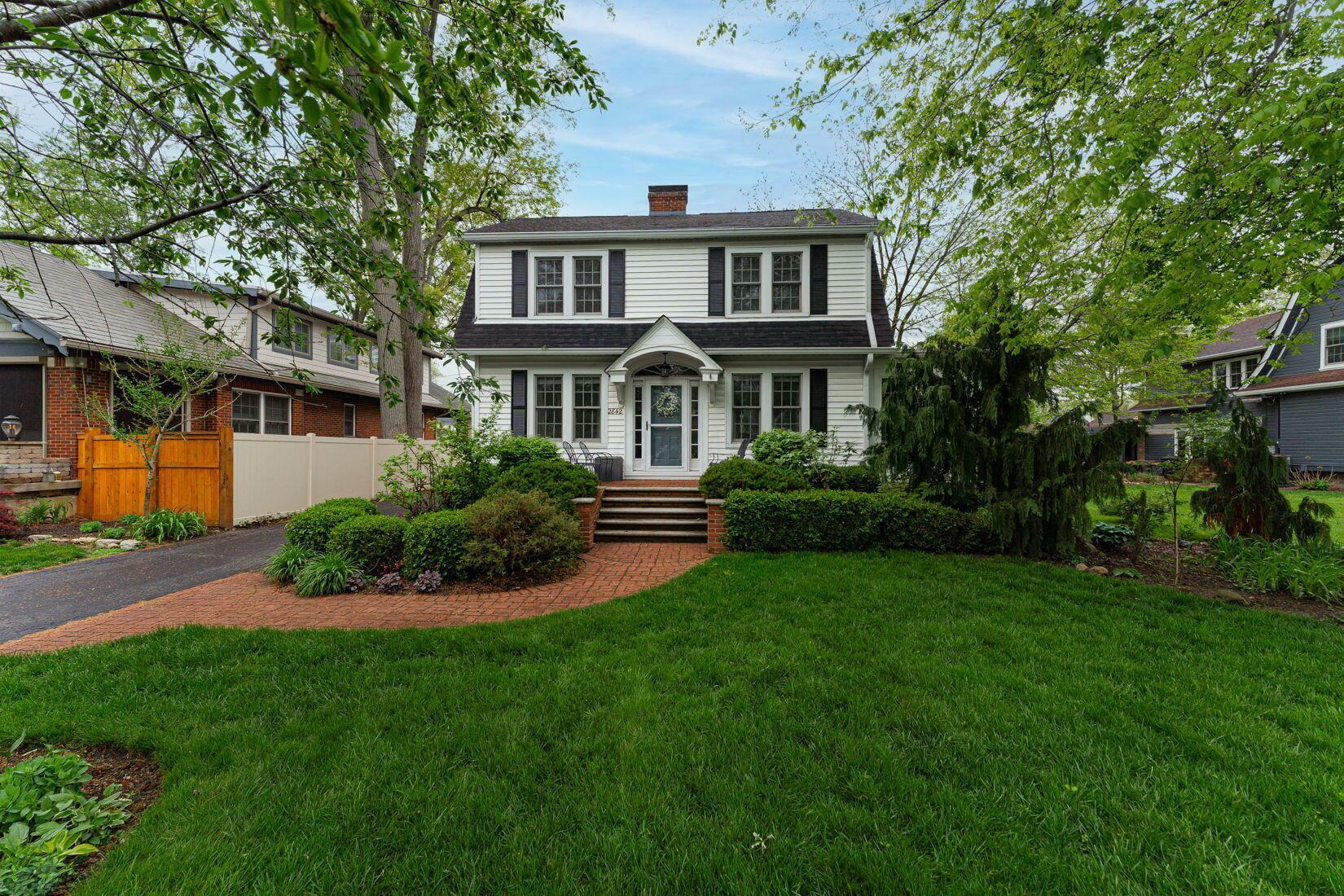 Property Photo:  2842 Powell Avenue  OH 43209 