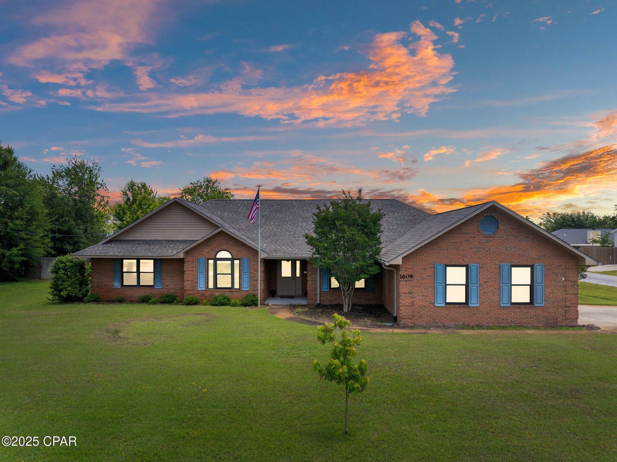 Property Photo: 1609 Vermont Avenue FL 32444