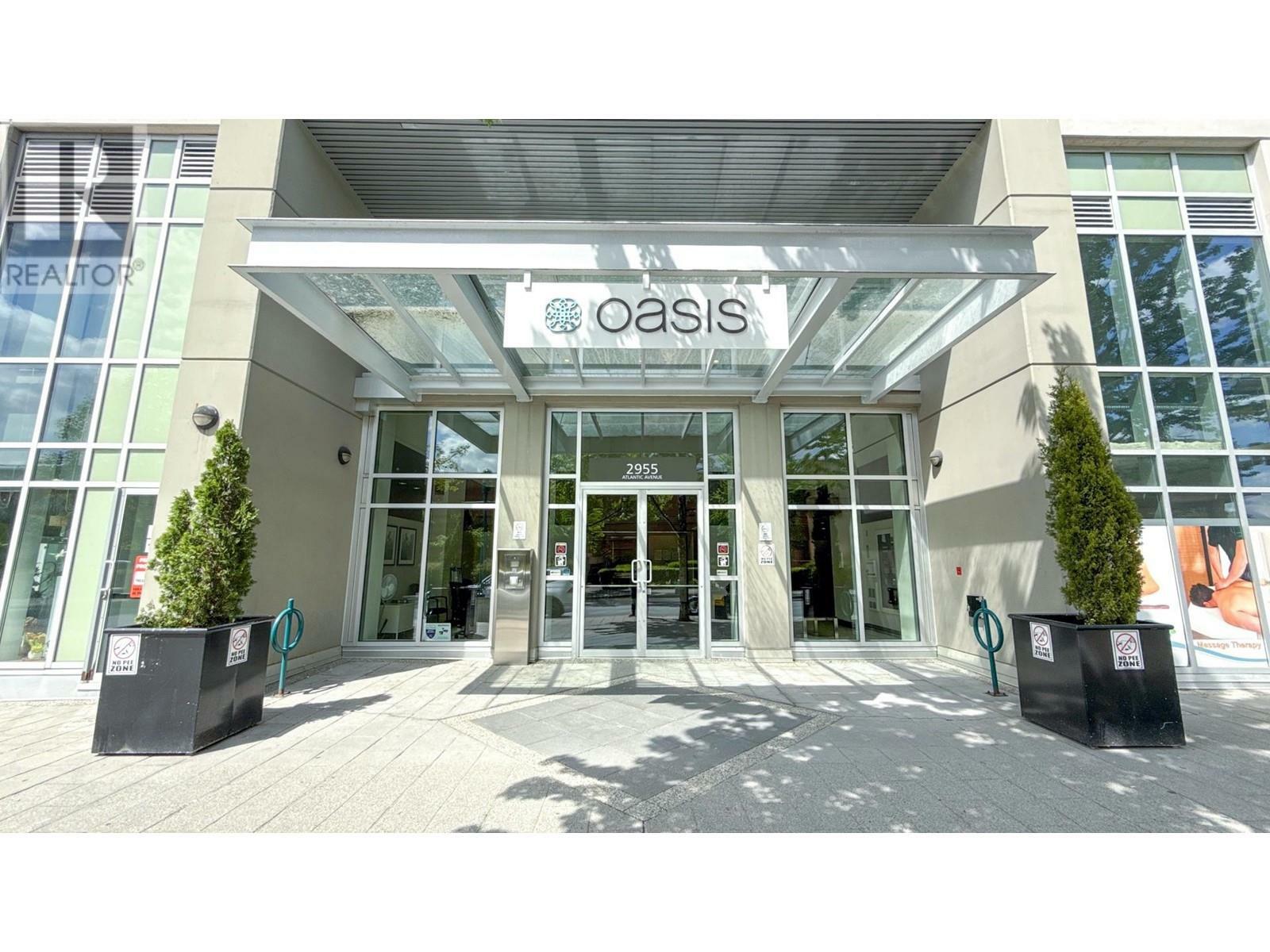 Property Photo: 2955 Atlantic Avenue 2605 BC V3B 0H9