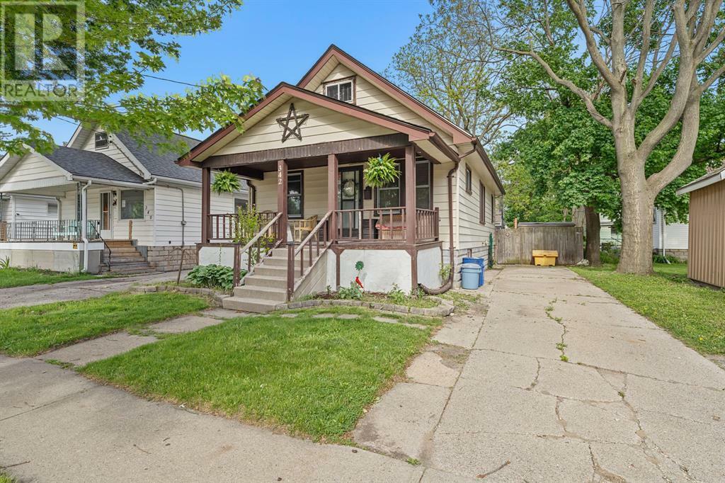 Property Photo: 342 Shepherd Street ON N7T 3J6