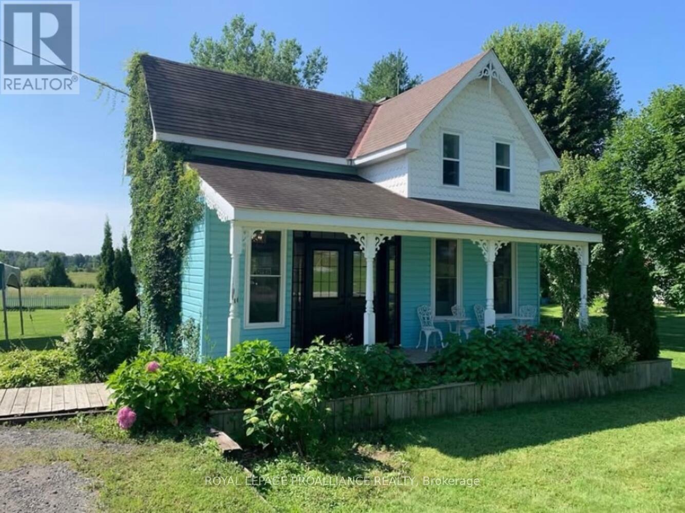 Property Photo: 74A Quabbin Road ON K0E 1R0