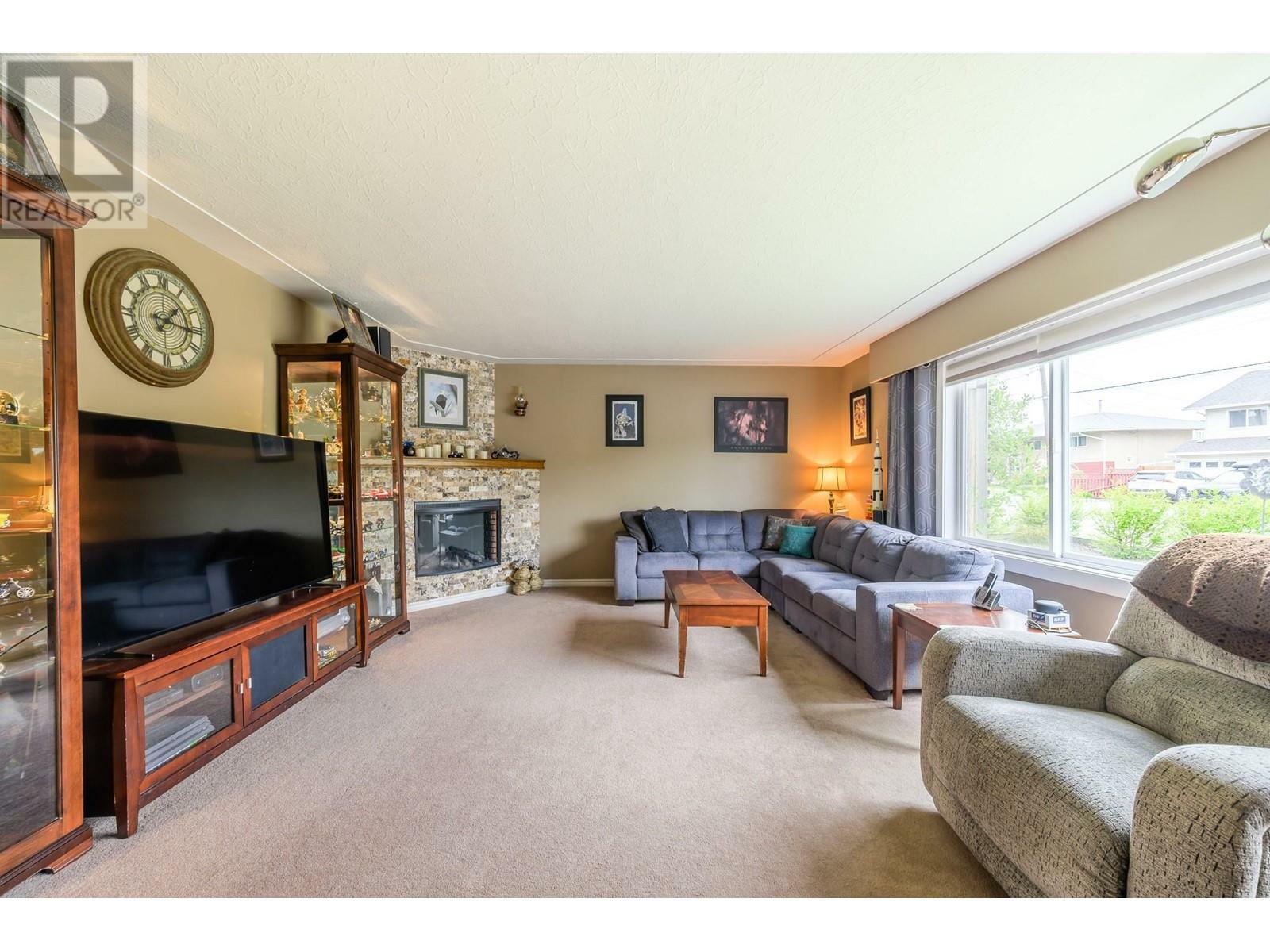 Photo de la propriété: 270 Vernon Avenue BC V2B 1L8