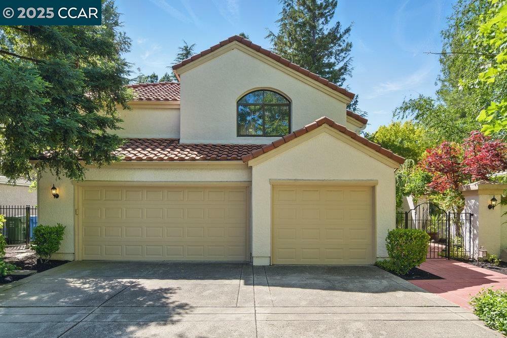 Property Photo: 3094 Deer Meadow CA 94506