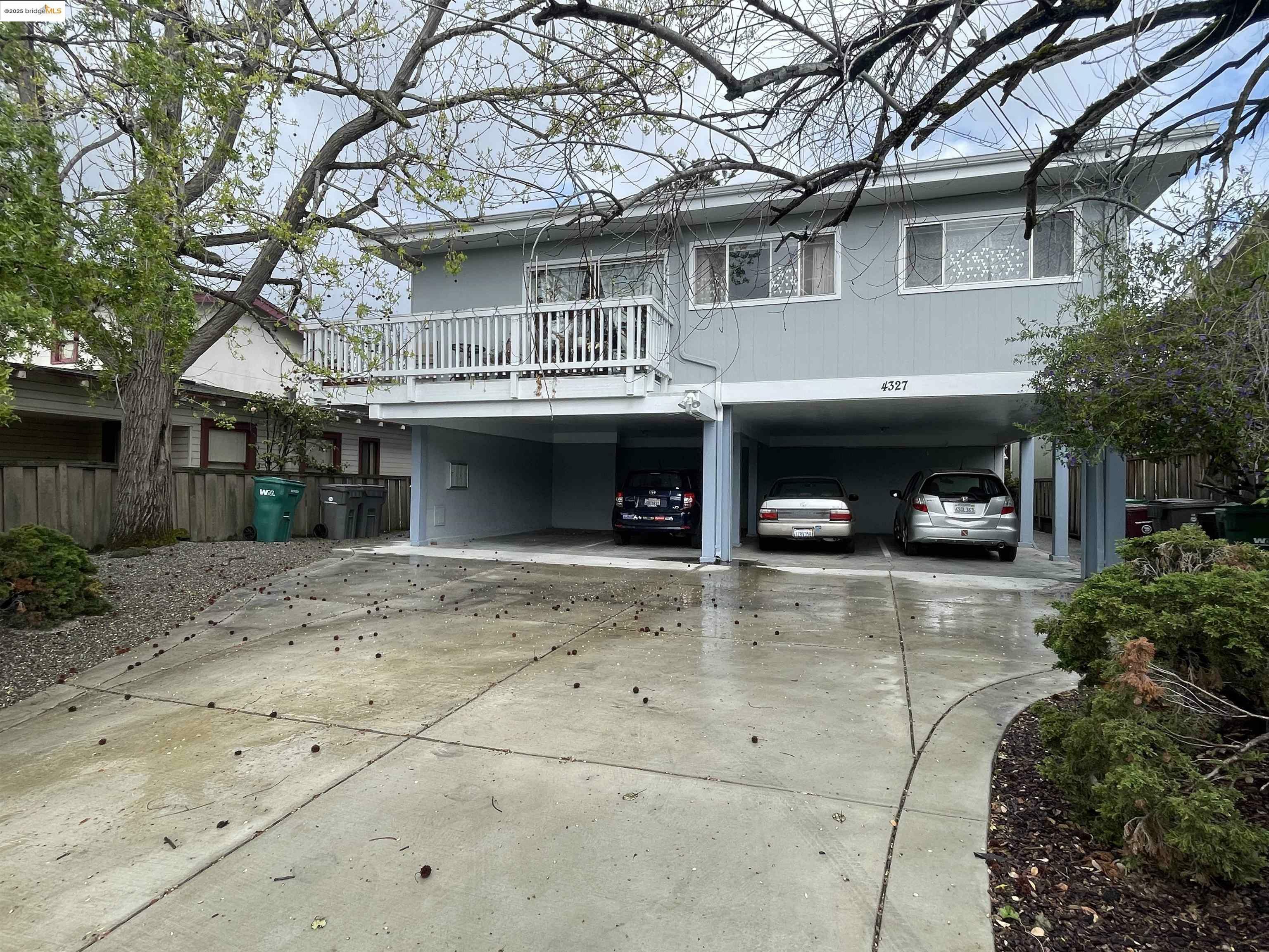 Property Photo: 4327 Montgomery Street CA 94611