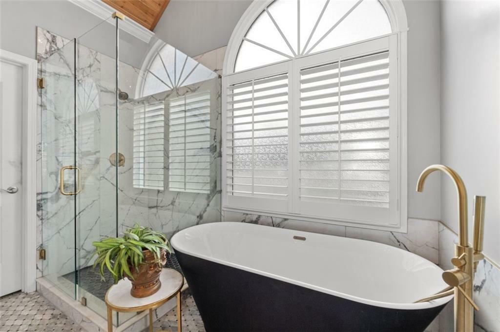 Property Photo: 5440 Old Haven Court GA 30041