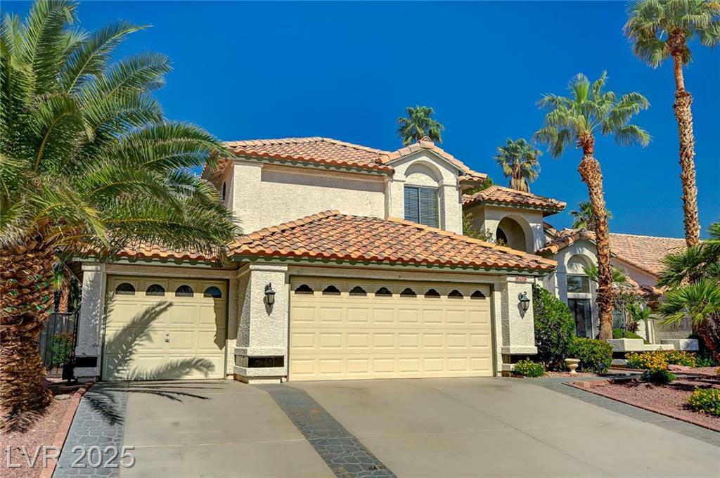 Property Photo: 2917 Broken Willow Circle NV 89117