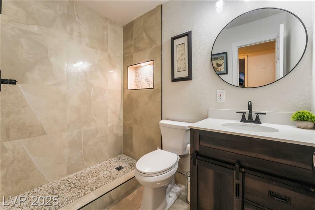 Property Photo: 6608 Burgundy Way NV 89107
