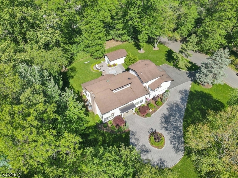Property Photo: 24 Partridge Run NJ 07645