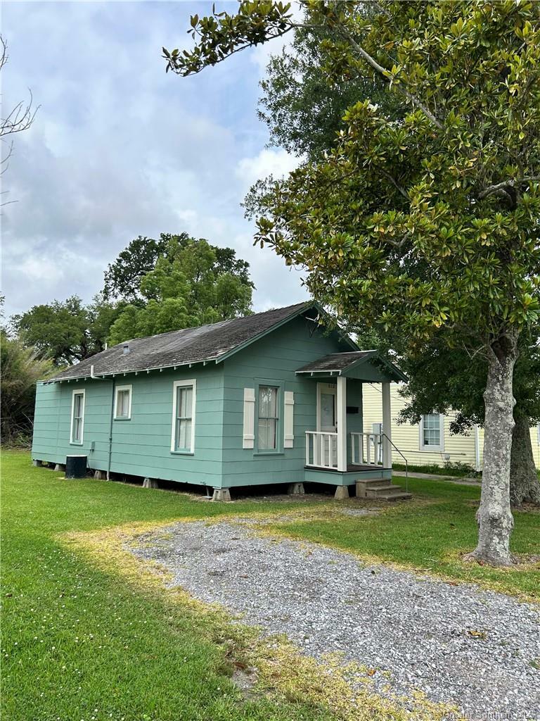 Property Photo: 812 Live Oak Street LA 70601