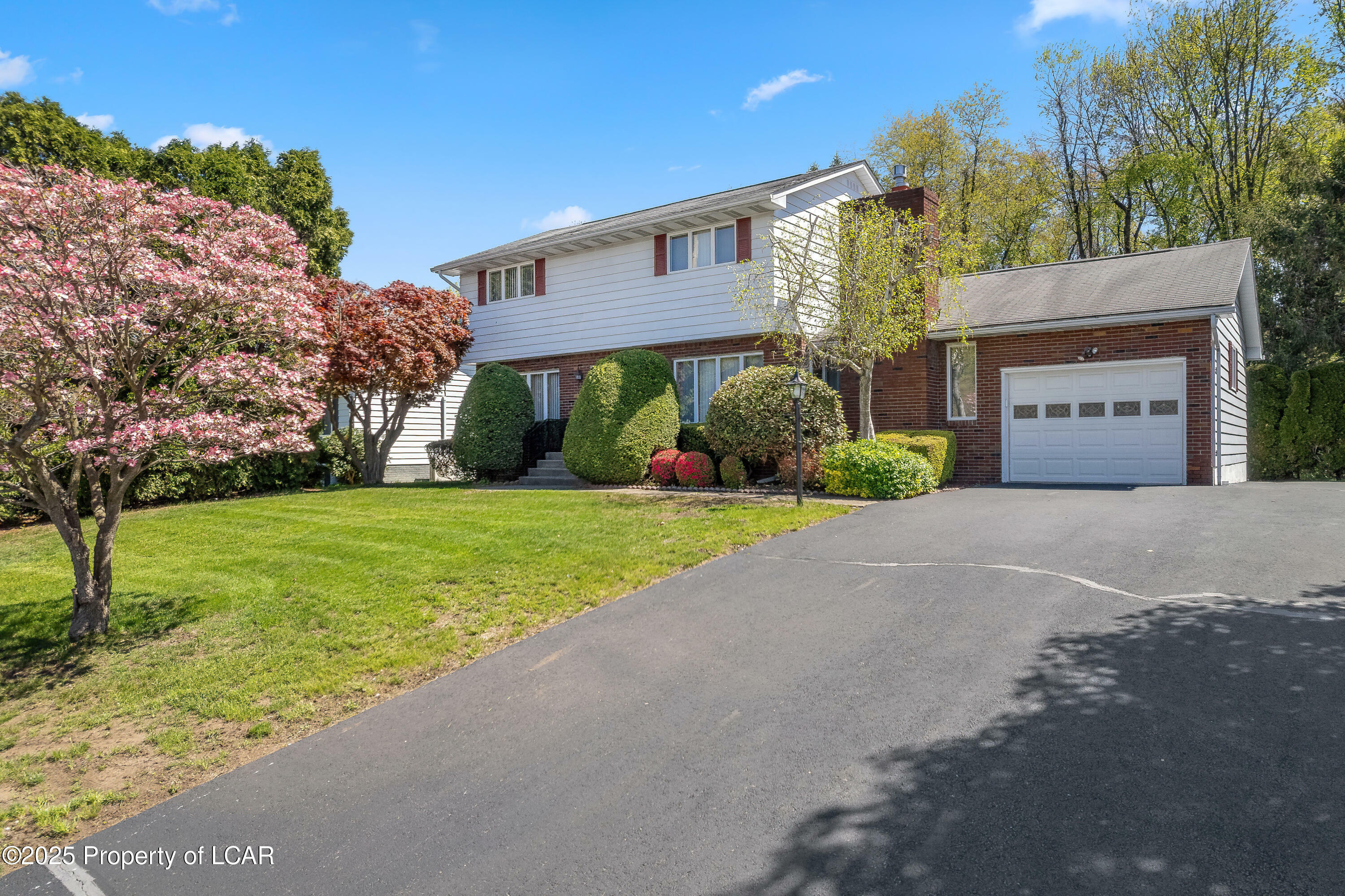 Property Photo: 556 Milwaukee Avenue PA 18518