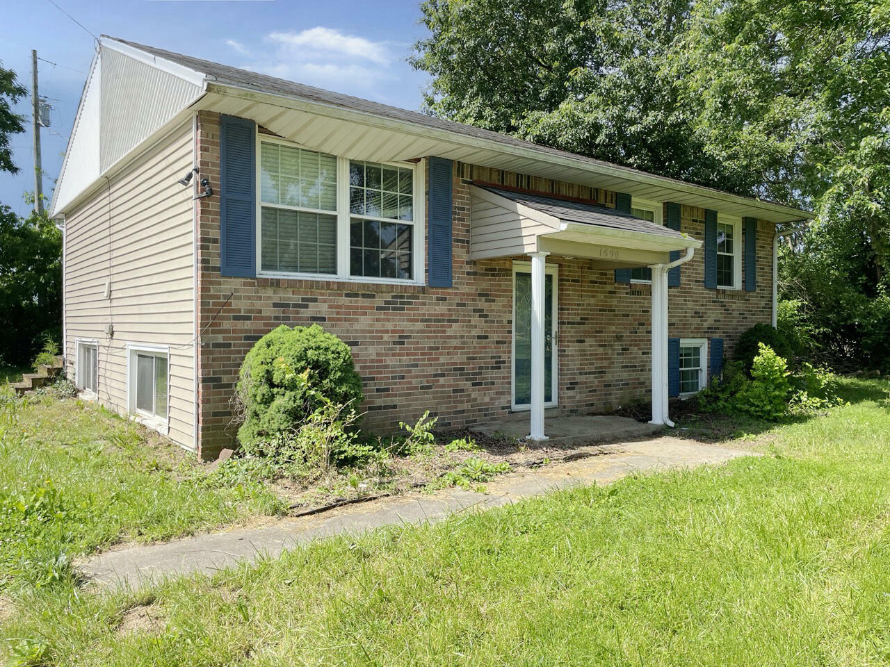 Property Photo: 1690 Menelaus Road KY 40403