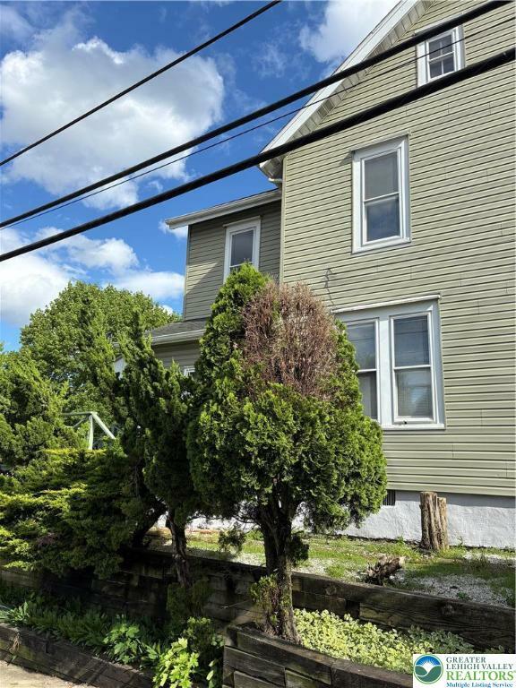 Property Photo: 2101 Columbia Avenue PA 18052