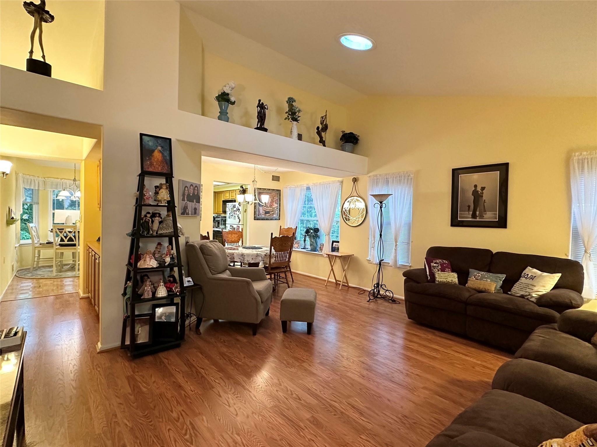 Property Photo: 5 Baldwin Court NY 11961