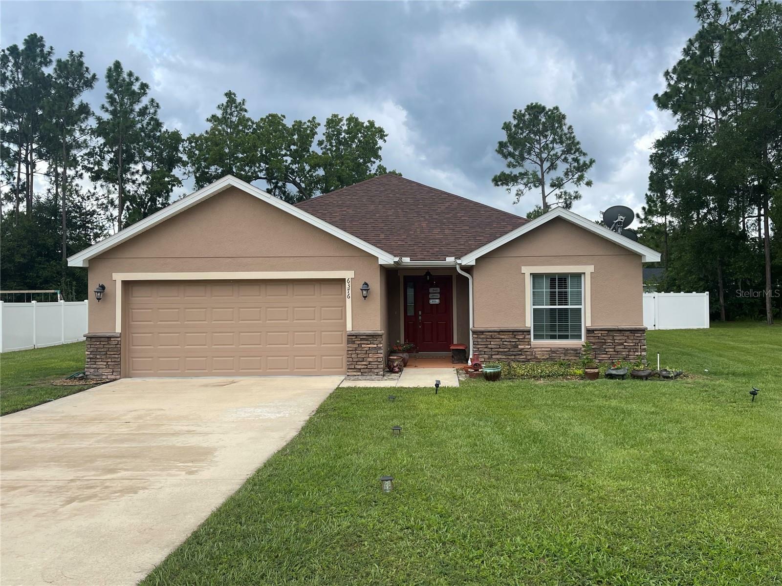 Property Photo: 6376 SW 117th Street Road FL 34476
