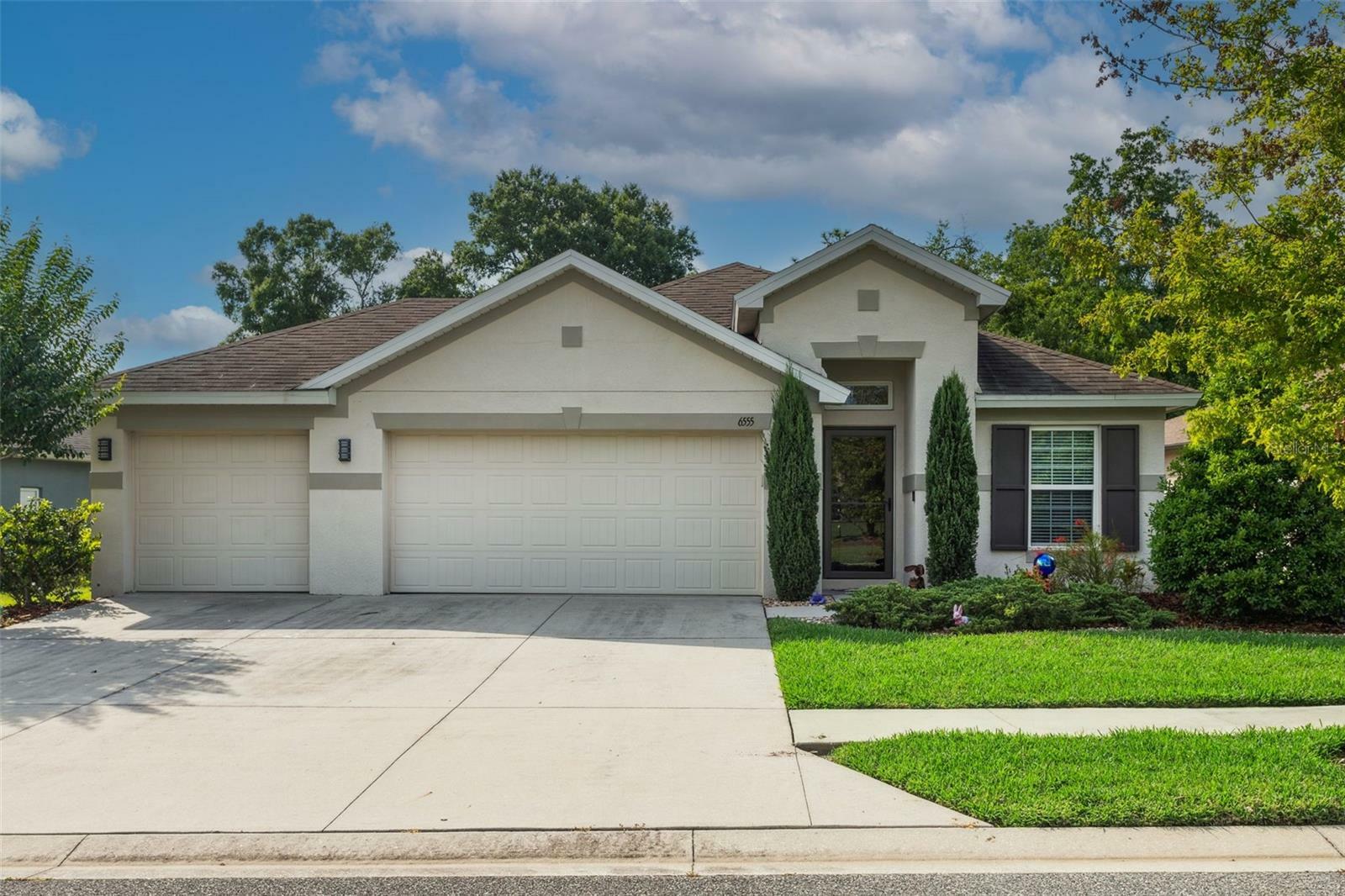 Property Photo: 6555 Sparkling Way FL 33545