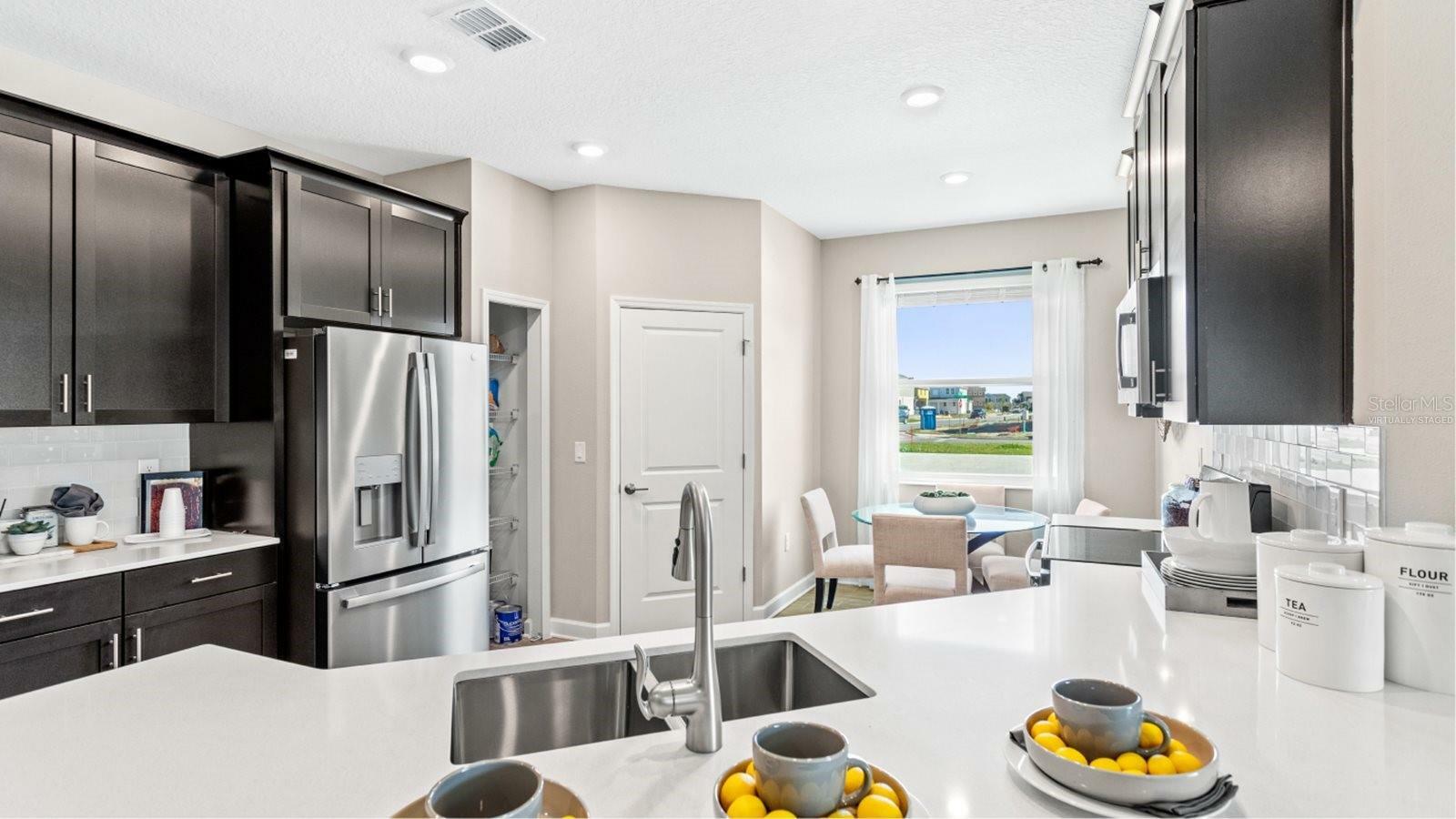 Property Photo: 4262 Eastminster Road FL 33837