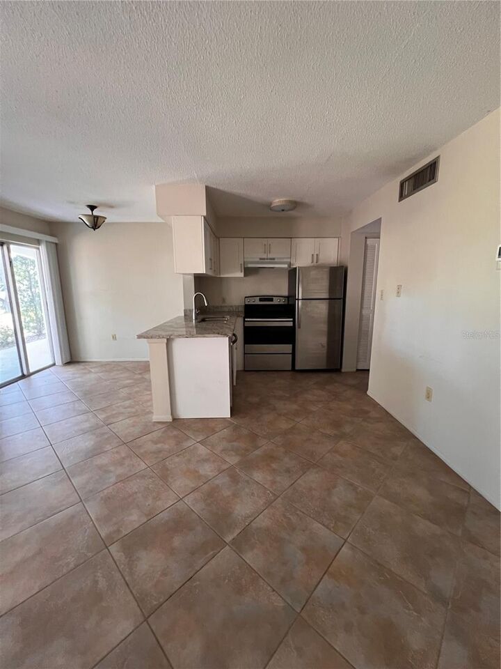 Property Photo: 4035 S School Avenue D3 FL 34231