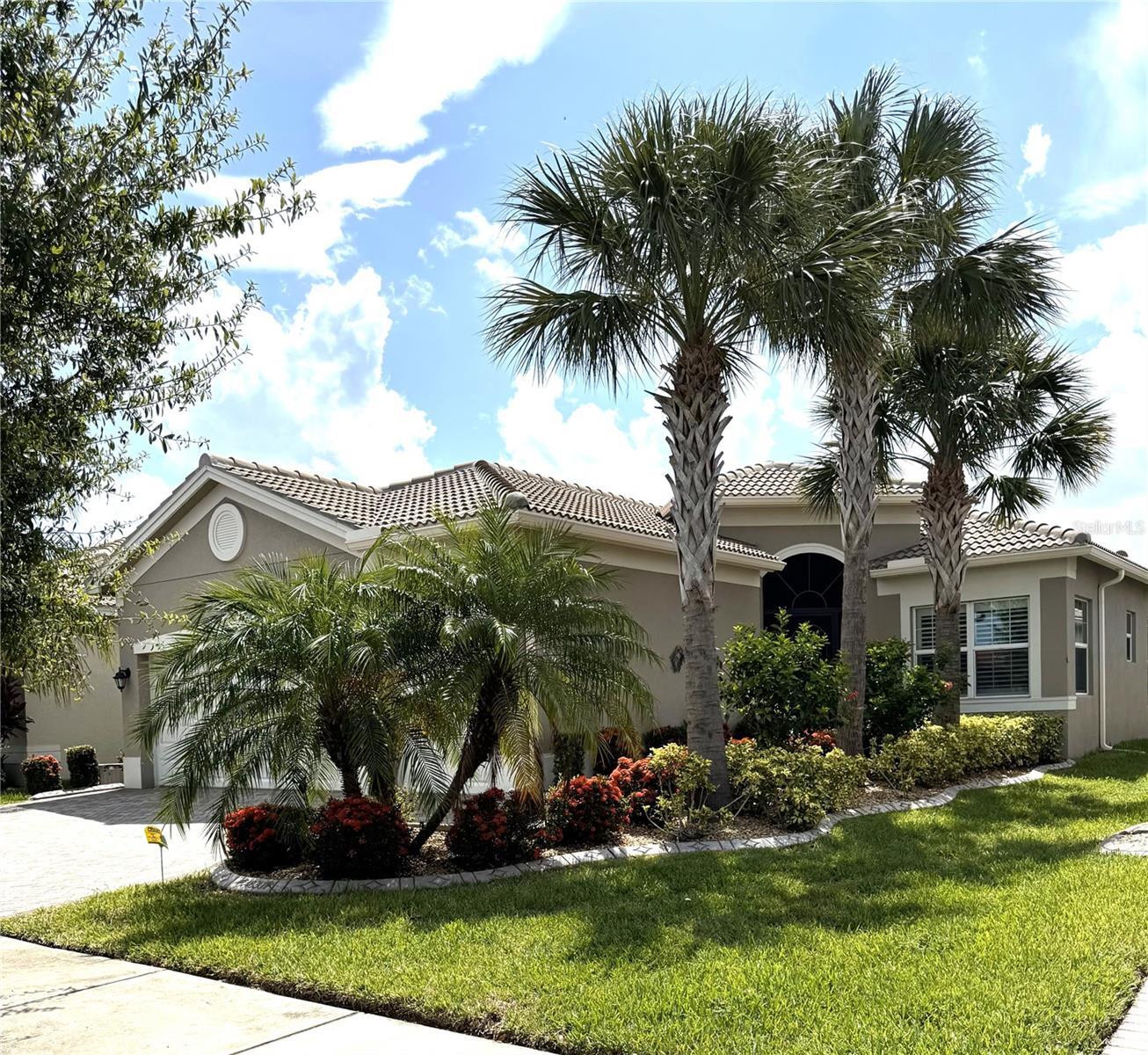 Property Photo: 4830 Grand Banks Drive FL 33598