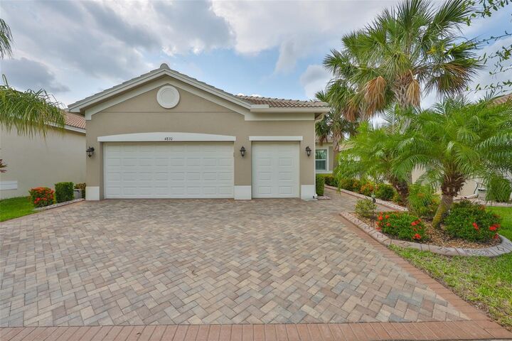 4830 Grand Banks Drive  Wimauma FL 33598 photo