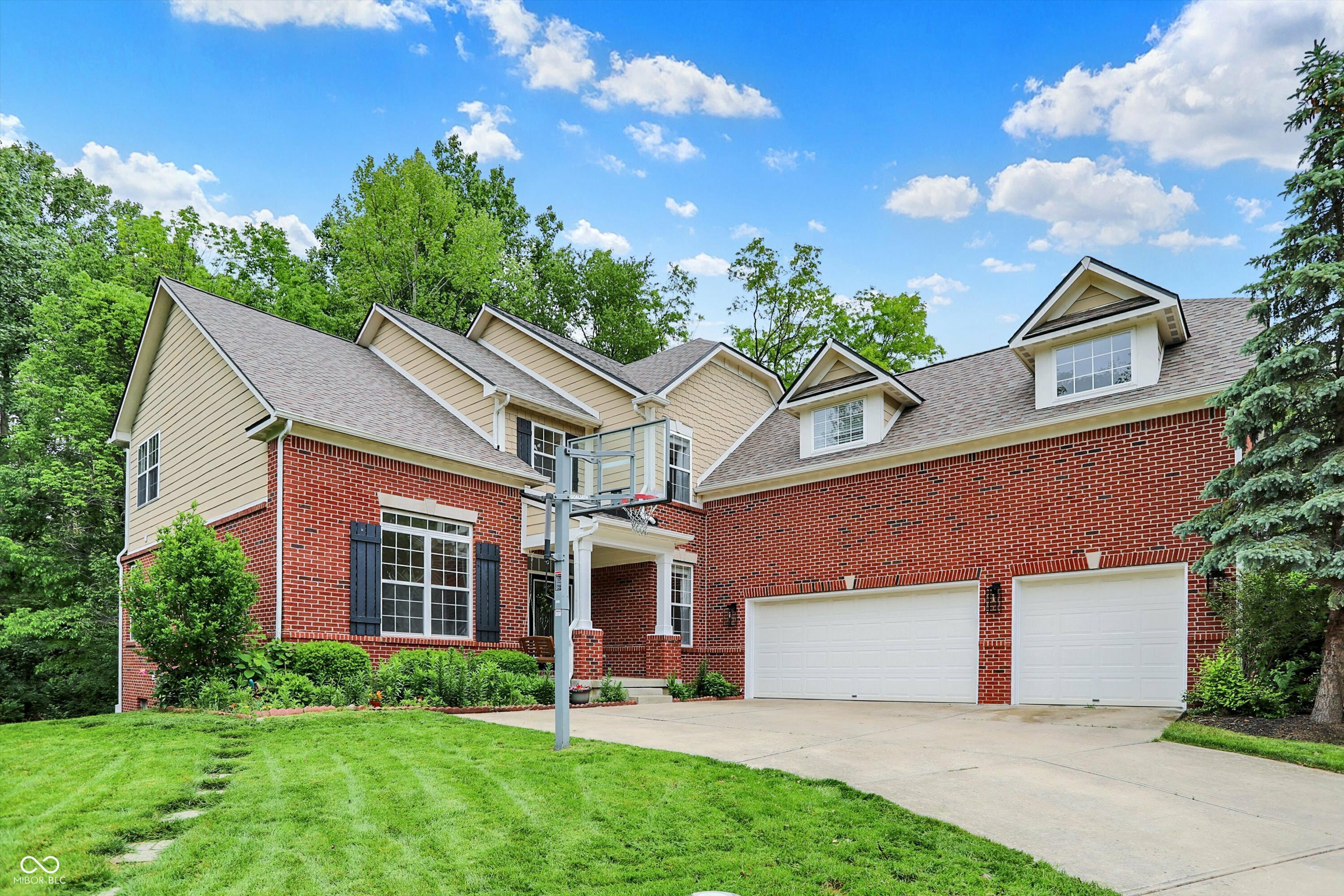 Property Photo: 2592 Highmount Court IN 46033