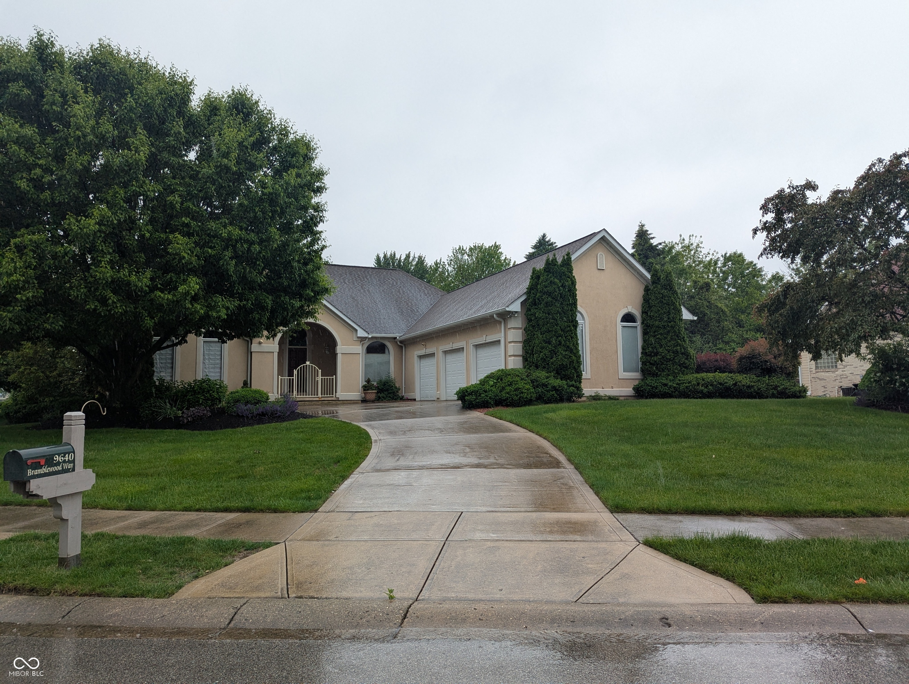 9640 Bramblewood Way  Carmel IN 46032 photo