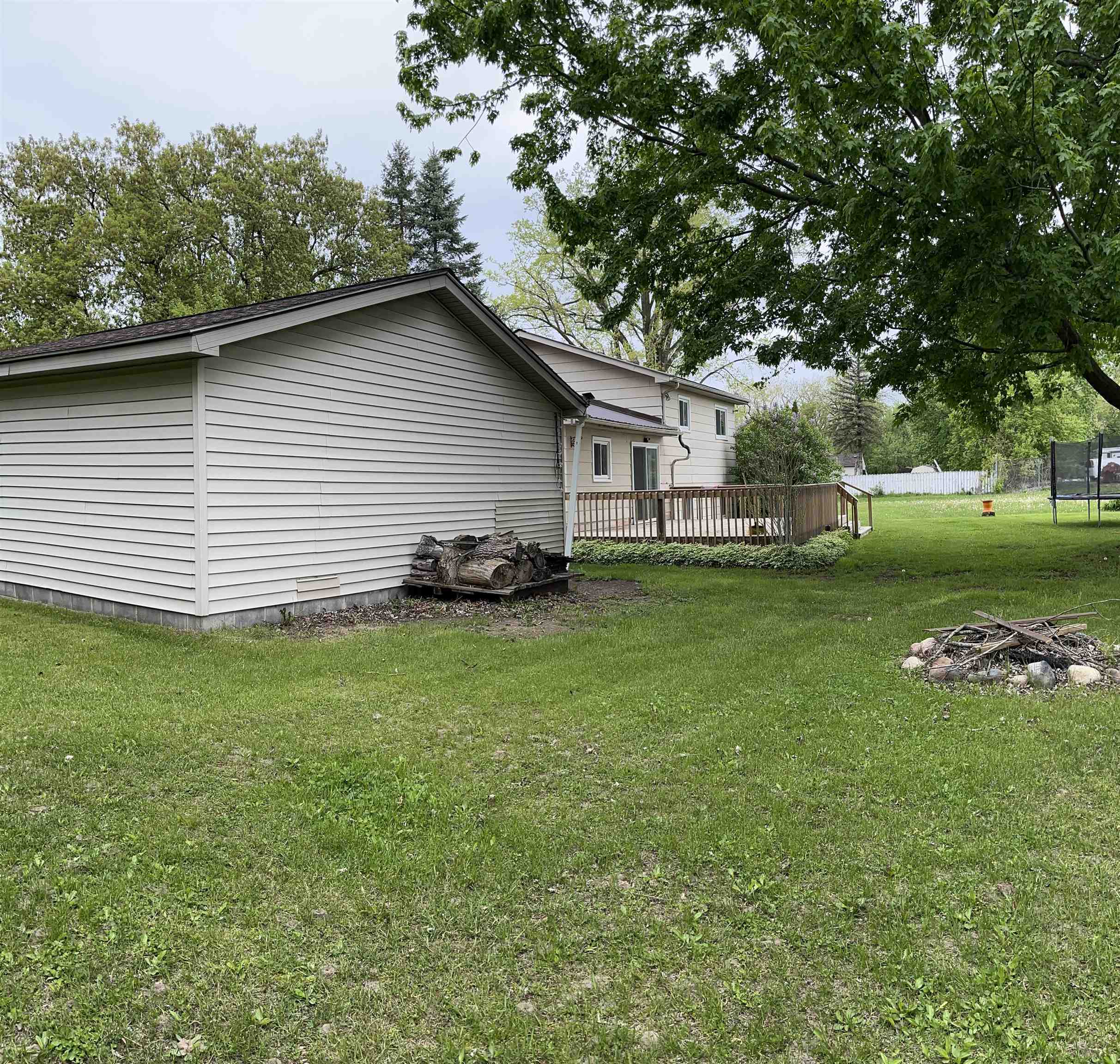 Property Photo: 220 N Court Street MI 48658