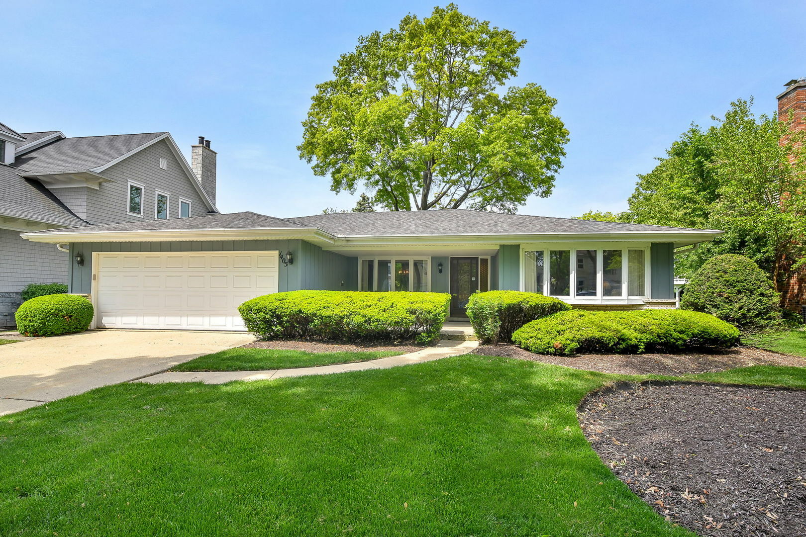 1405 N West Street  Naperville IL 60563 photo