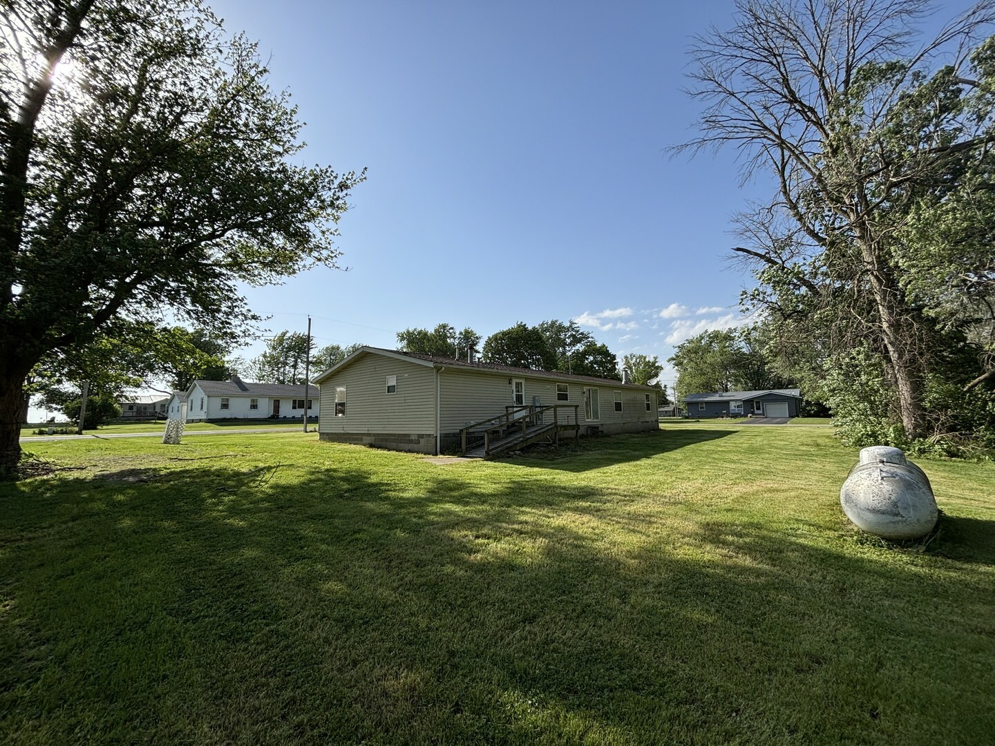 Property Photo: 18 Lincoln Street IL 61751