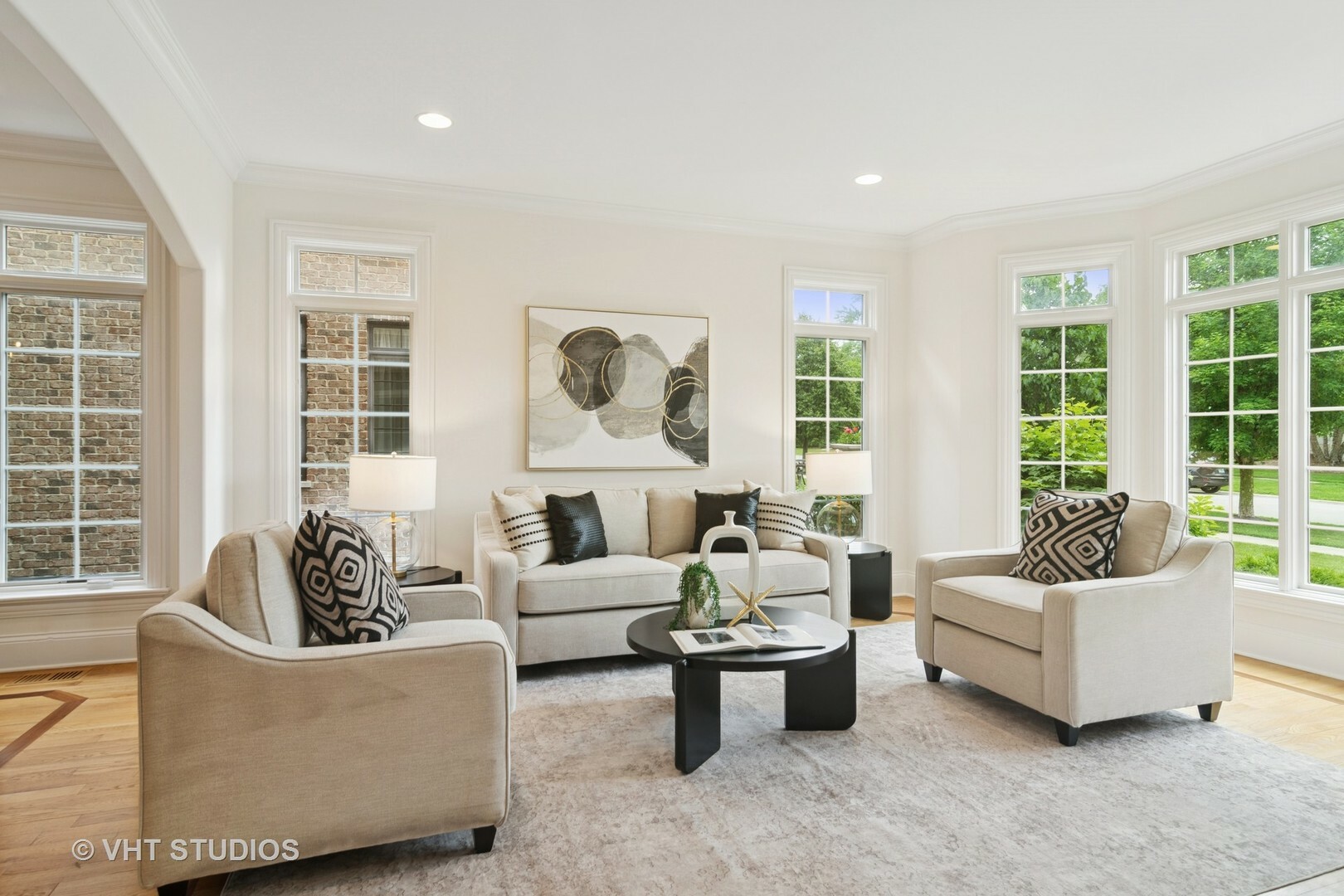 Property Photo: 1238 N Illinois Avenue IL 60004