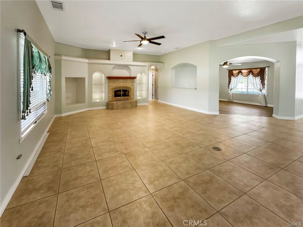 Property Photo: 27870 Jasmine Lane CA 92342