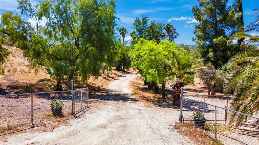 Property Photo: 46285 Golden Stag Ranch Road CA 92536