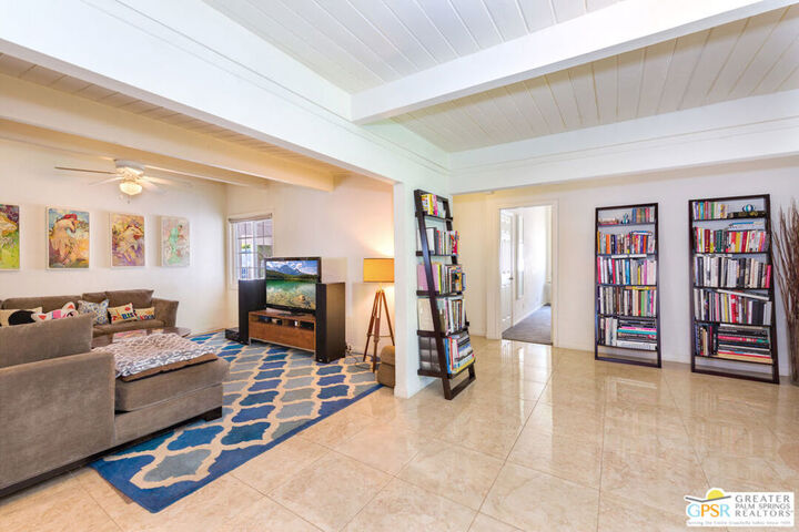 Property Photo:  13613 Muscatine Street  CA 91331 