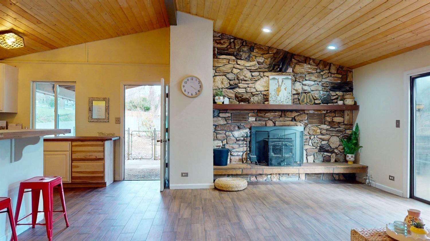 Property Photo: 10128 Mills Road CA 95945