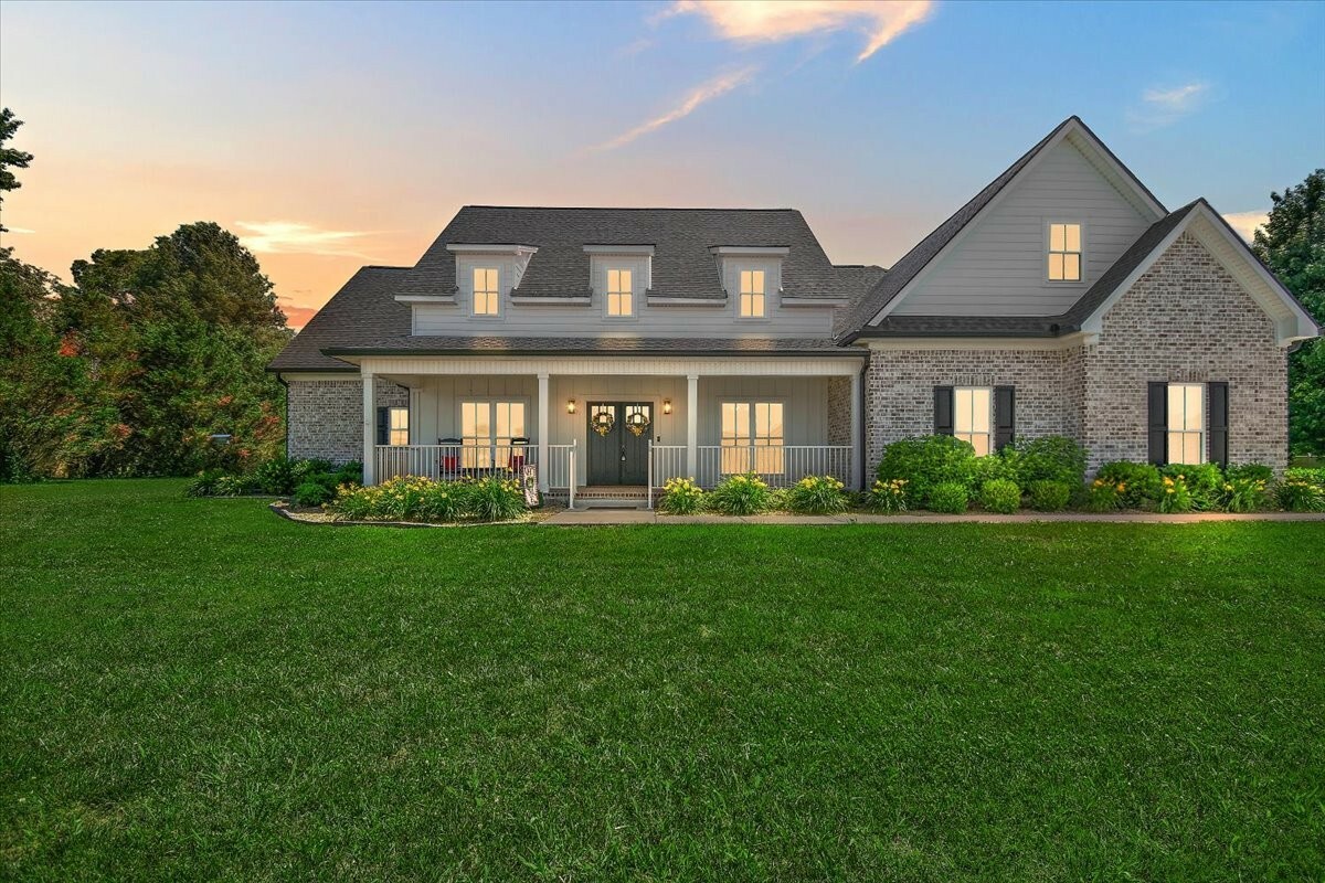 Property Photo: 42 Bluegrass Rd TN 37355