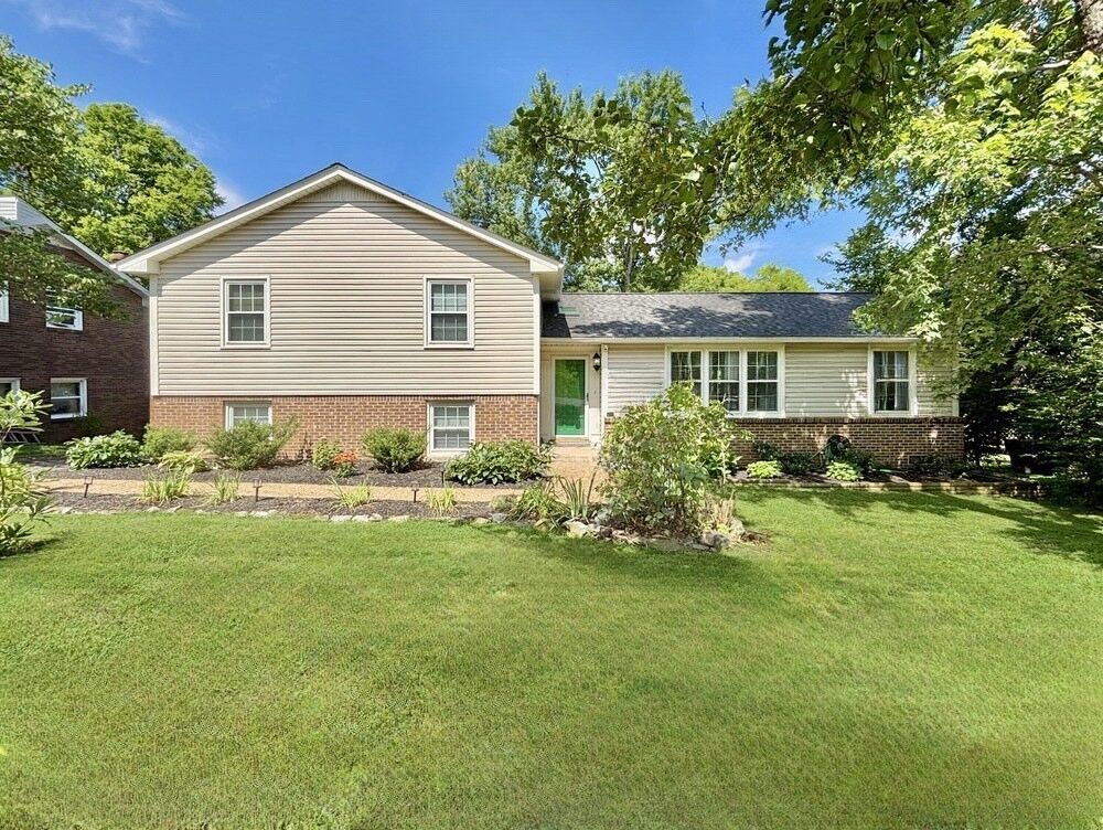 Property Photo: 5127 Amalie Dr TN 37211