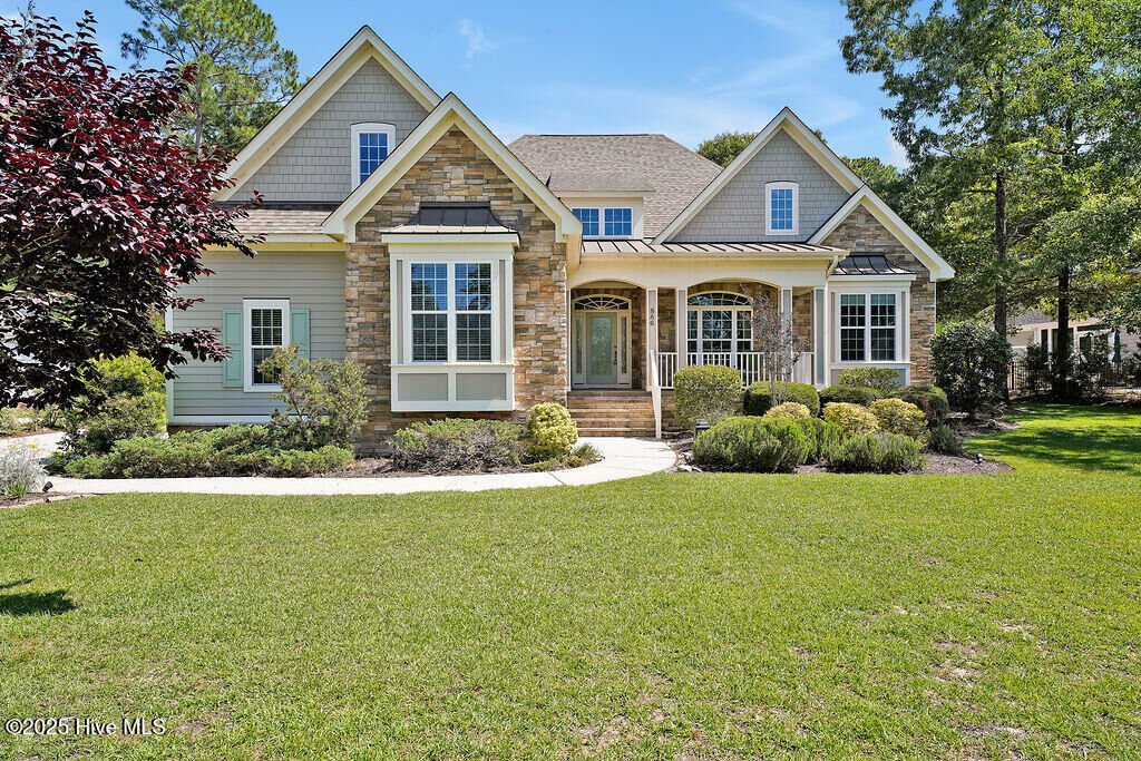 Property Photo:  886 Hollybriar Drive SE  NC 28422 