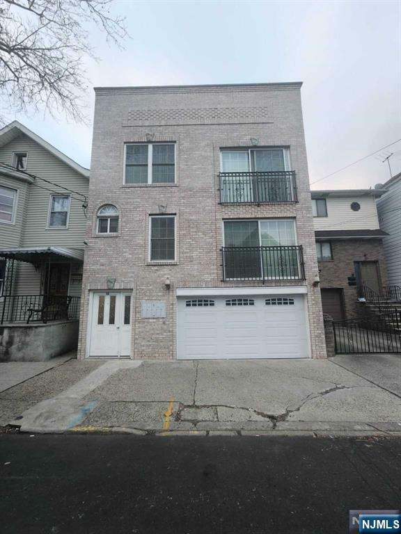 Property Photo: 13 S 3rd Street 2R NJ 07029