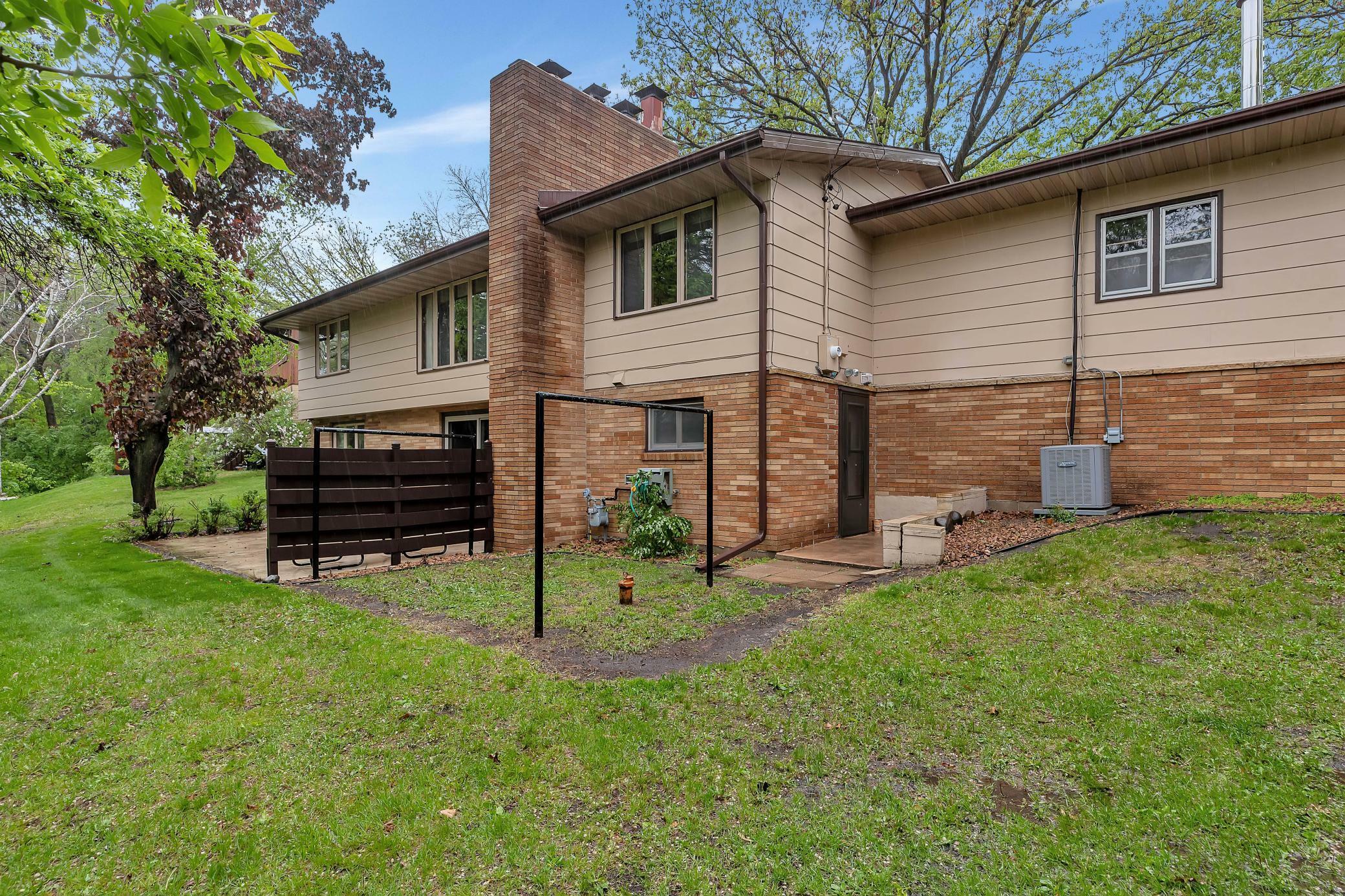 Property Photo: 2916 Golf View Court MN 56301