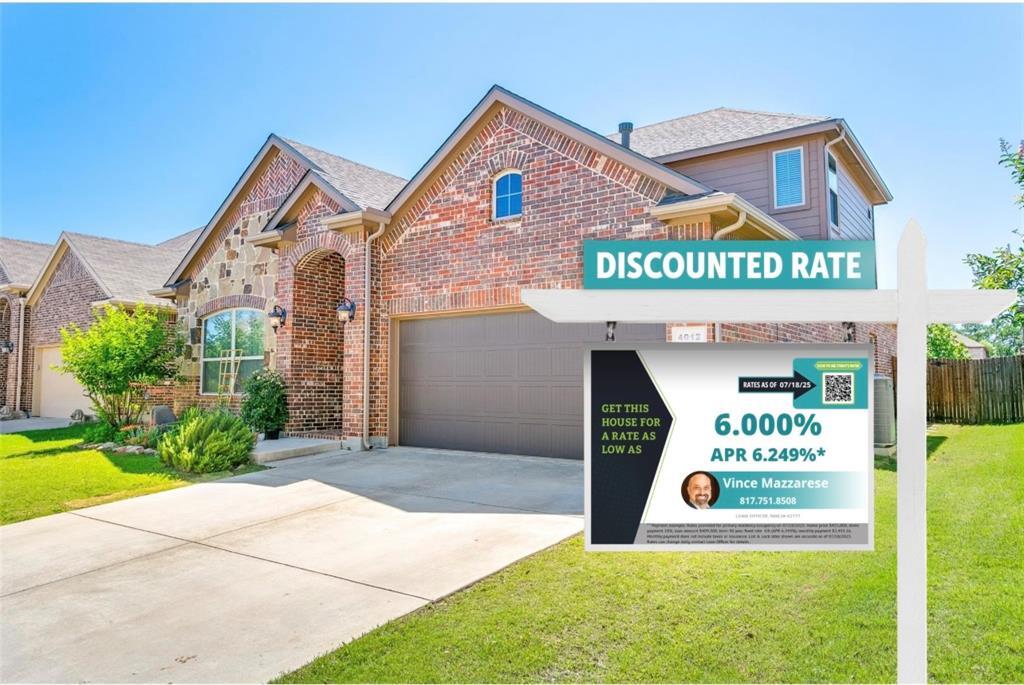 Property Photo: 4012 Gennaker Drive TX 76210