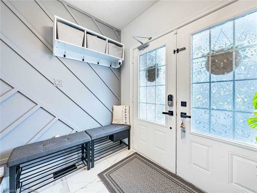 Property Photo: 253 Greenwood Drive ON L0M 1B4