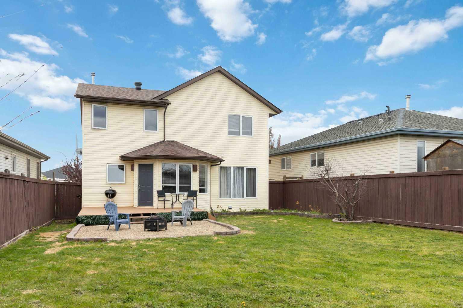 Photo de la propriété: 206 Laffont Way AB T9K 2R3