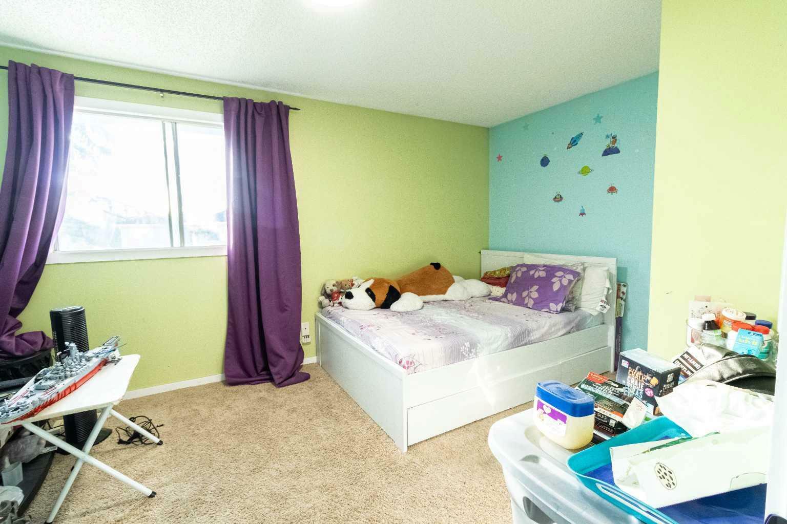 Property Photo: 1155 Falconridge Drive NE 78 AB T3J 1E1