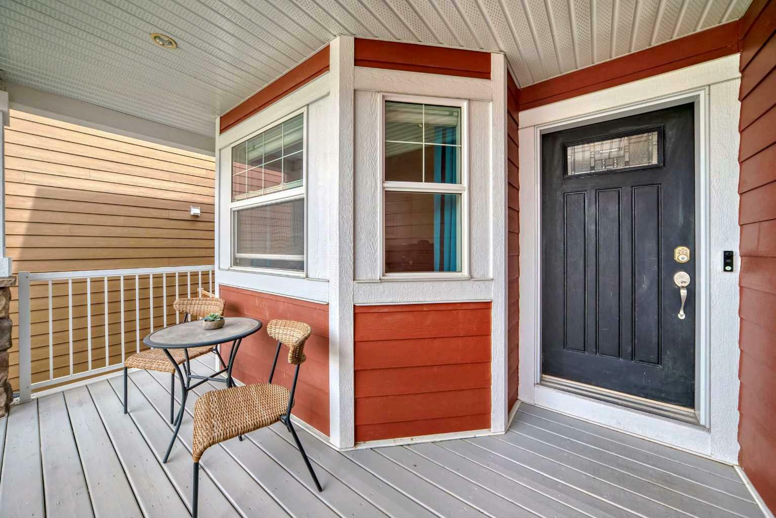 Property Photo: 18 Ridge View Place AB T4C 0P9