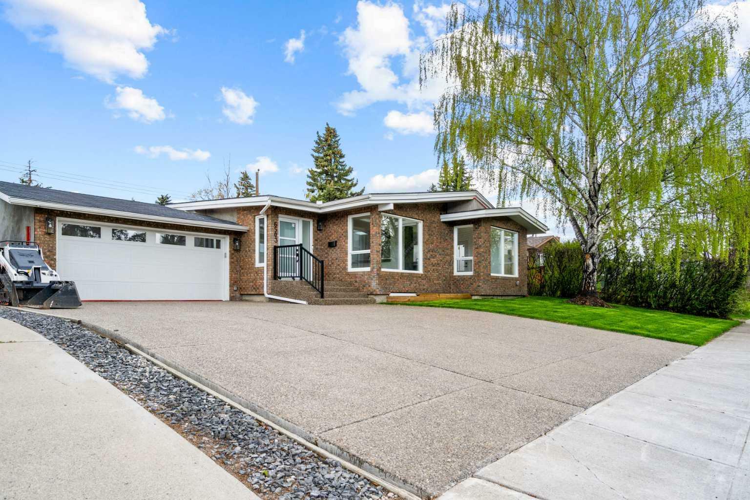 Property Photo: 6503 Lombardy Crescent SW AB T3E 5R3