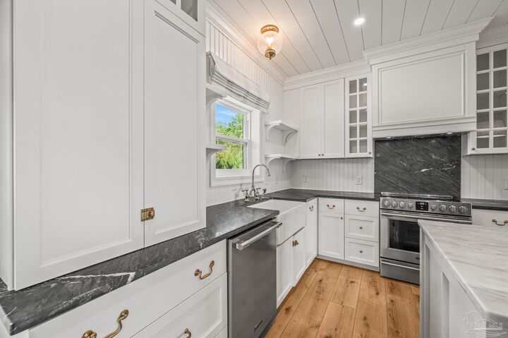 Property Photo:  7693 Petersen Pt Rd  FL 32583 
