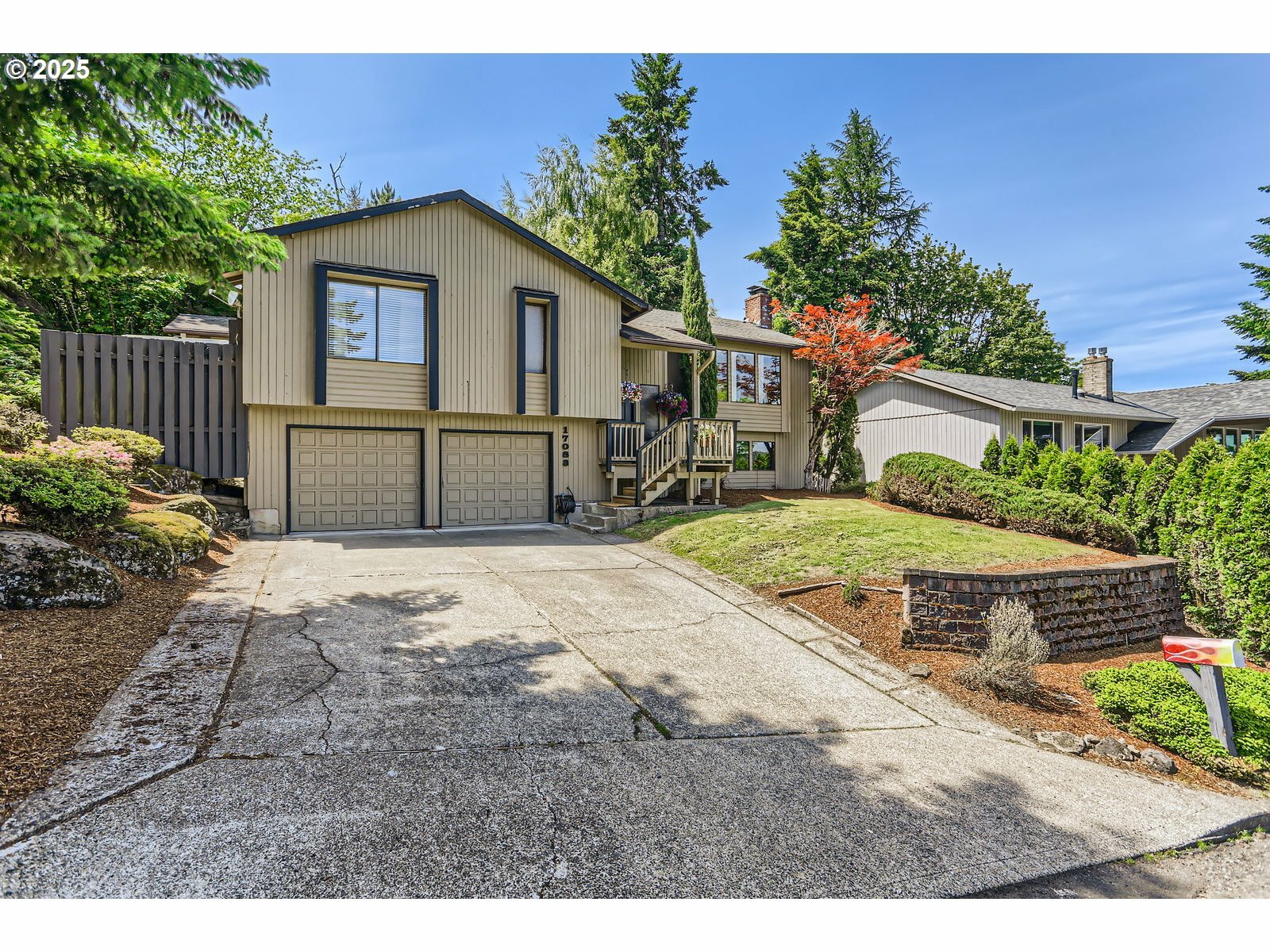 17083 Stanhelma Dr  Gladstone OR 97027 photo