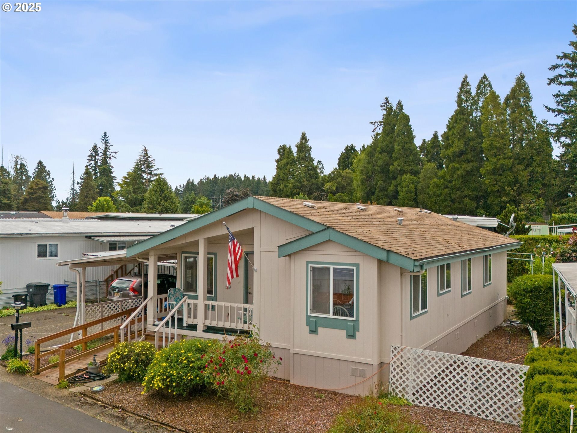 Property Photo: 15130 S Maplelane Rd 33 OR 97045