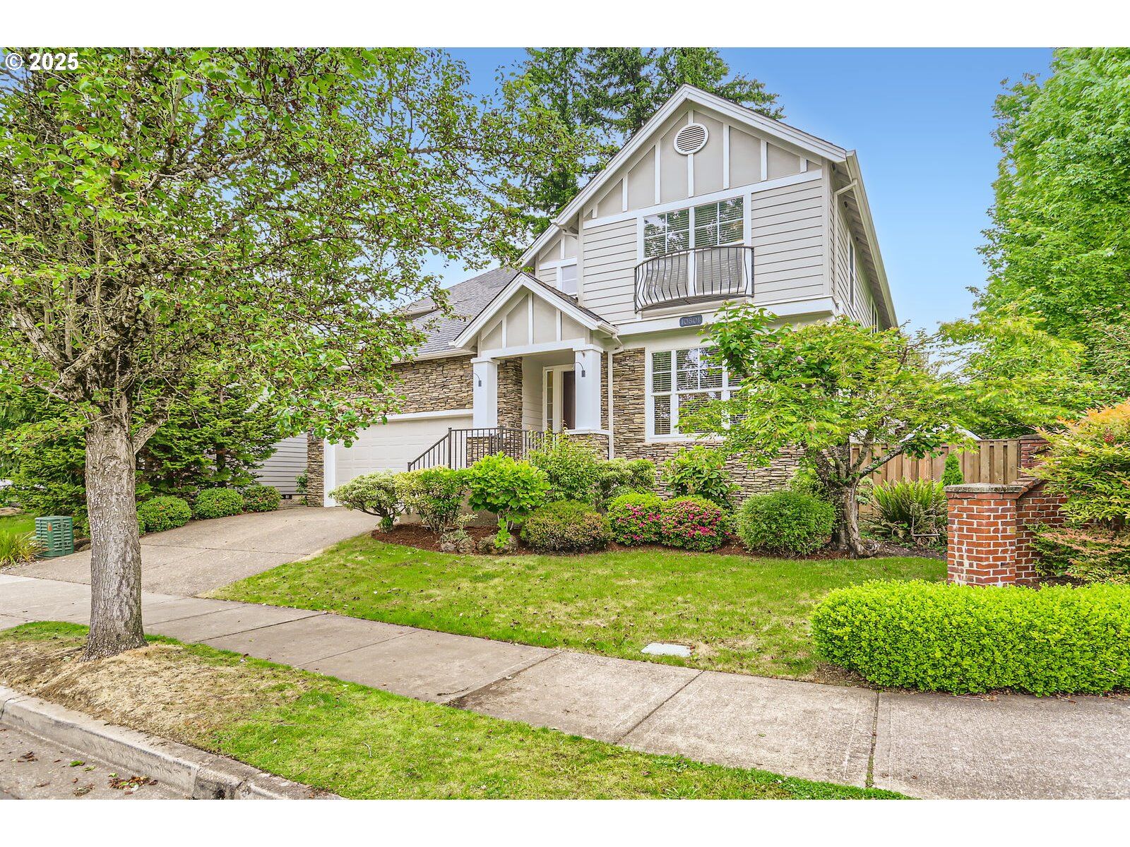 Property Photo: 10801 SW Brown St OR 97062