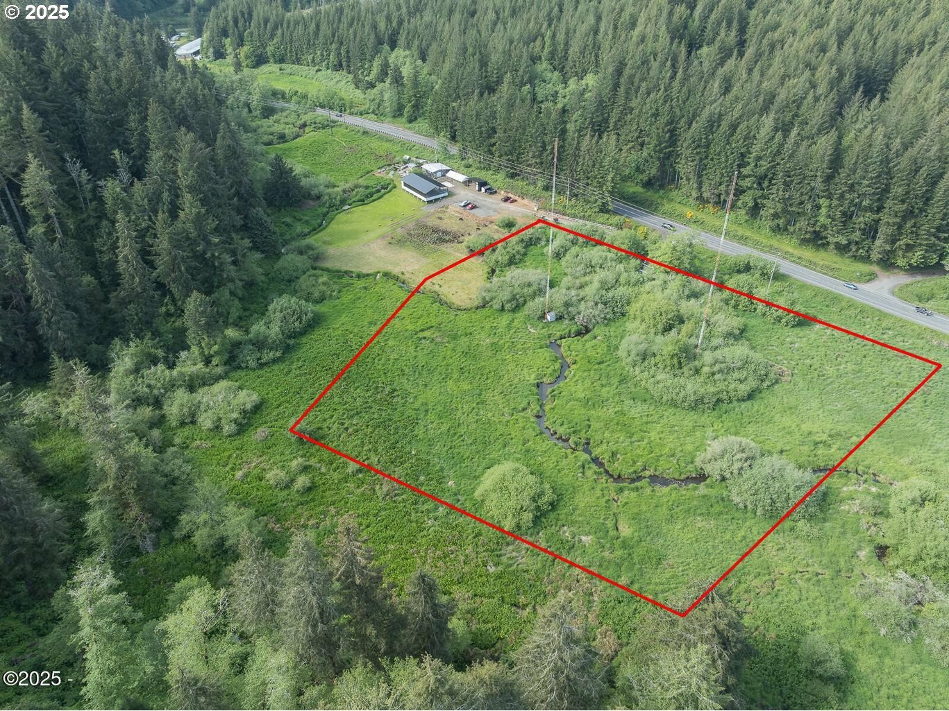 Property Photo: 3422 Hwy 20 OR 97391